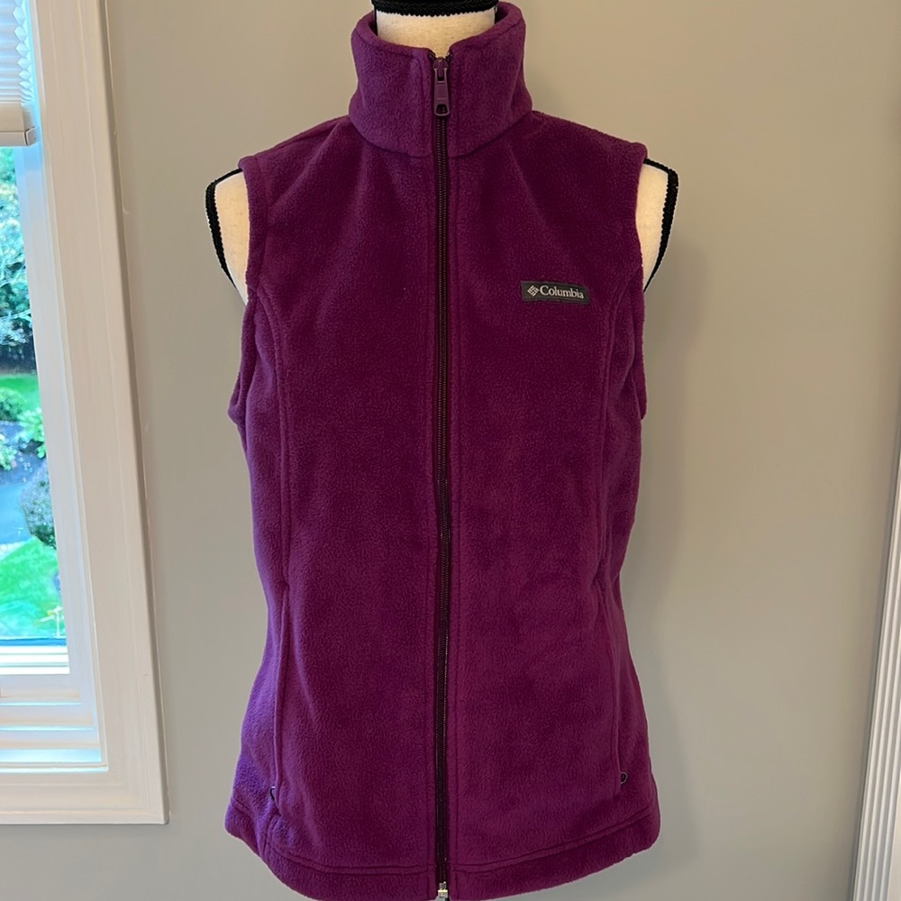 Columbia women's purple fleece vest